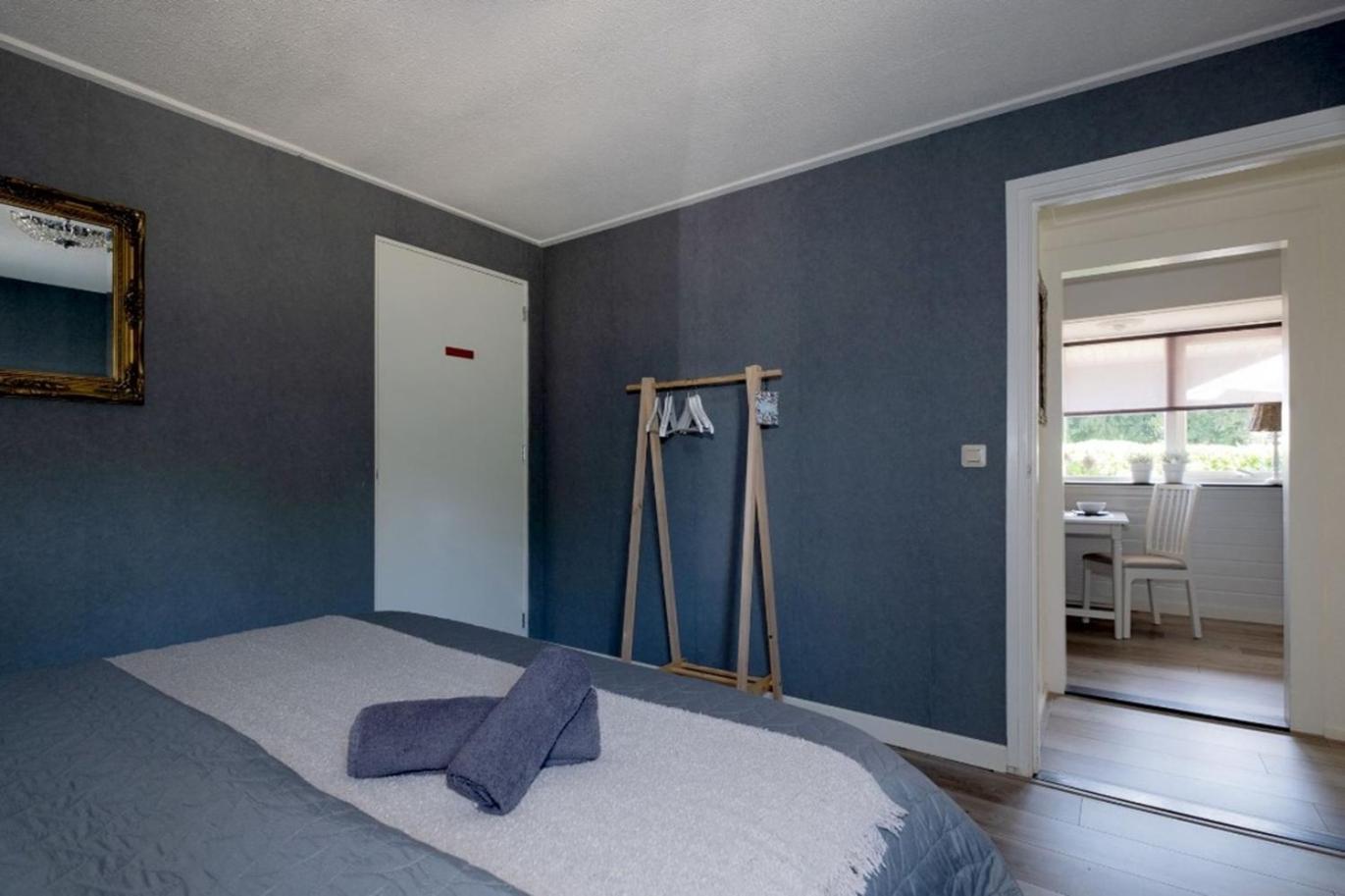B & B Het Veurhuus Erica Room photo